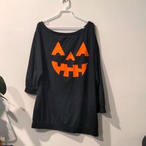 Size 1xl off the shoulder Halloween knee length shirt